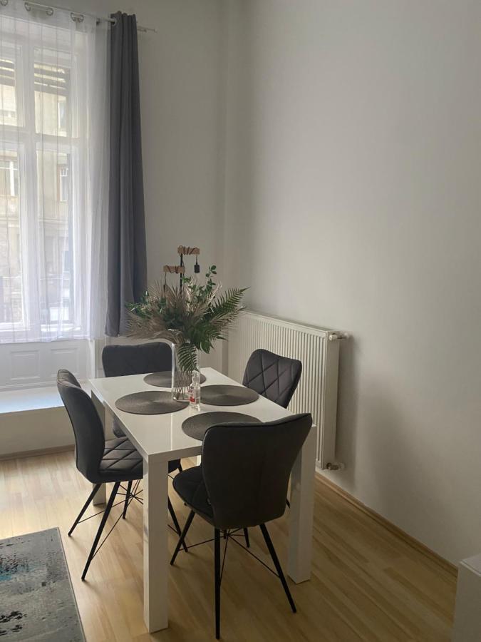 Blue Danube Apartment Downtown With Free Parking ブダペスト エクステリア 写真